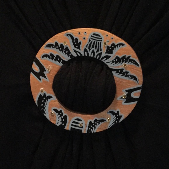 Top - Picture 3 of 4